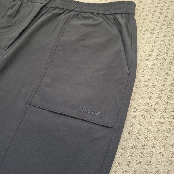 TILLEY Tech Shield Black Pant XL NWT - Picture 8 of 16